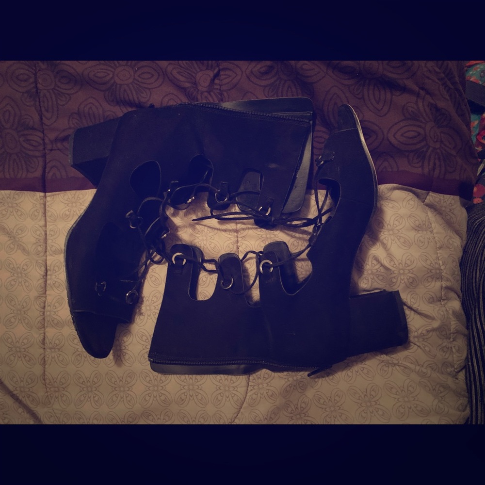 Black Gladiator heels